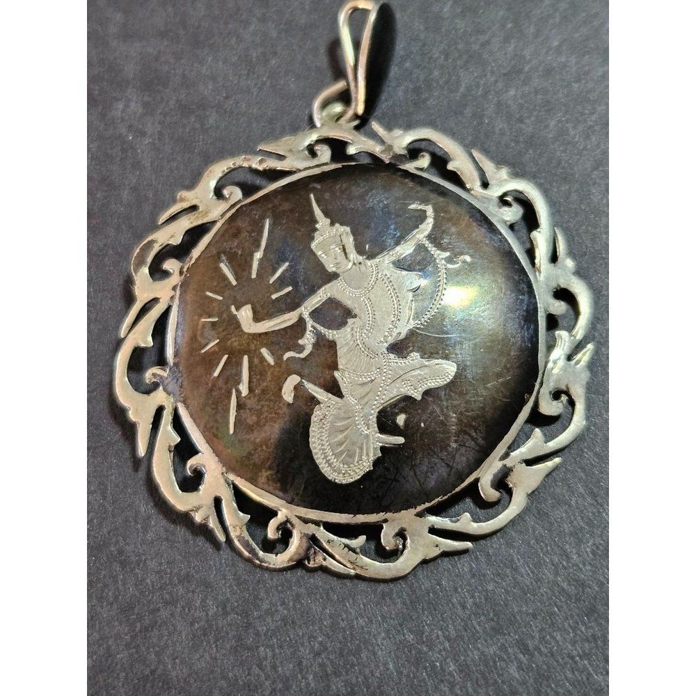 Siam vintage sterling silver pendant